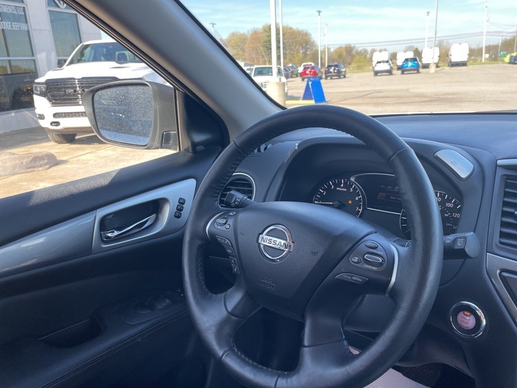 2020 Nissan Pathfinder SL 4WD
